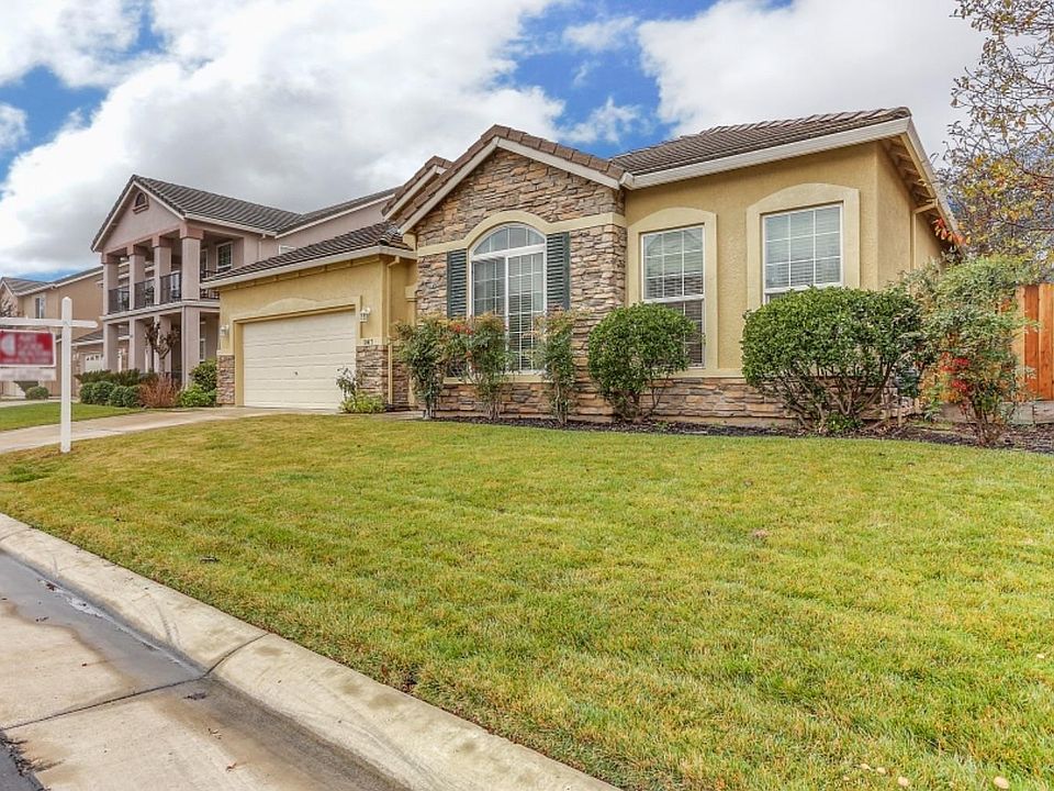 1st image of 10417 Windmill Cove Dr