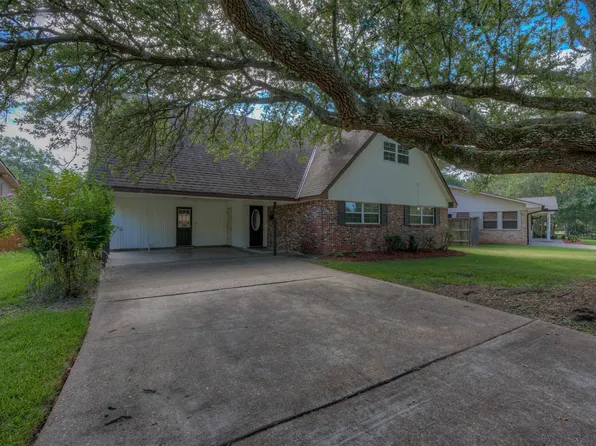 6137 Verona Ln, Shreveport, LA 71105