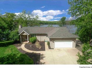 5 Idlewild Ln, Chatham, IL 62629