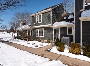 110 Village Dr, Basking Ridge, NJ 07920