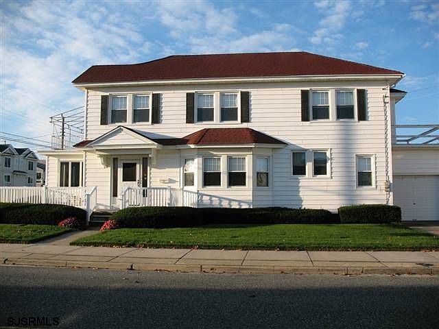 1st image of 1800 Wesley Ave
