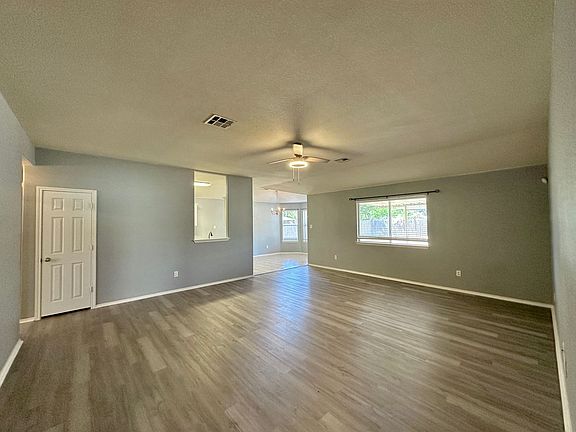 2nd image of 6711 Aquamarine Dr