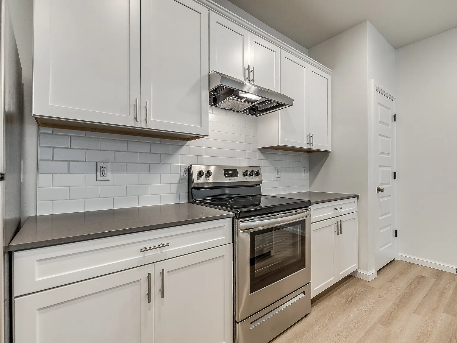 3 bed, 1188 sqft, $1,675 — Photo 2