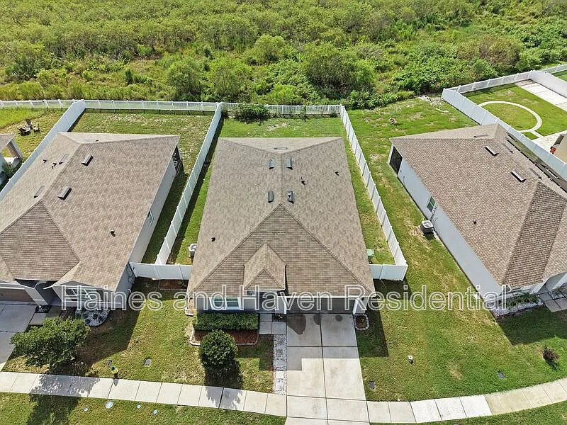 4 bed, 2.0 bath, 1851 sqft, $2,175 — Photo 4