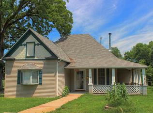 913 W Talmage St, Springfield, MO 65803