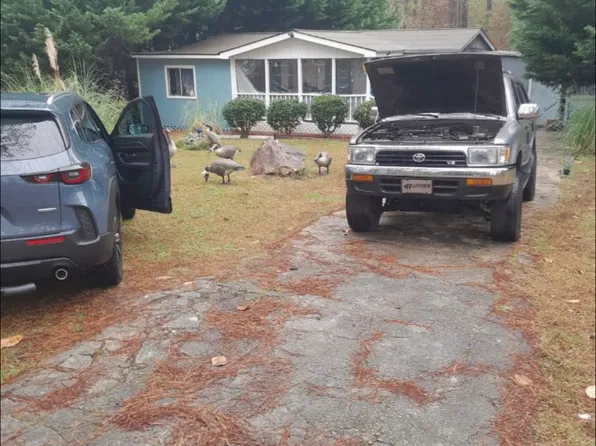 1371 Teamon Rd, Griffin, GA 30223