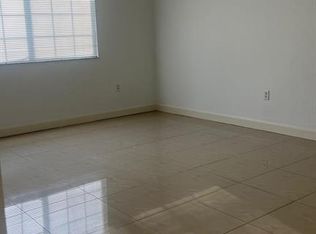 5021 Wiles Rd APT 107, Pompano Beach, FL 33073
