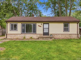 22796 Watt Dr, Farmington Hills, MI 48336