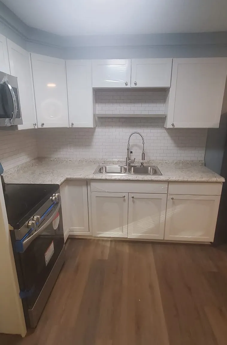 1619 Newark Avenue - 39 — Photo 3