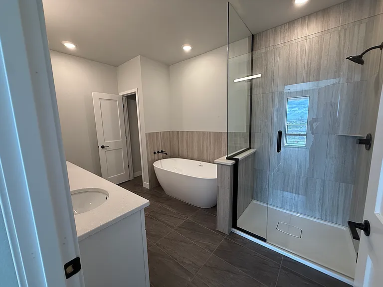 4470 24th Ave S #602 — Photo 15
