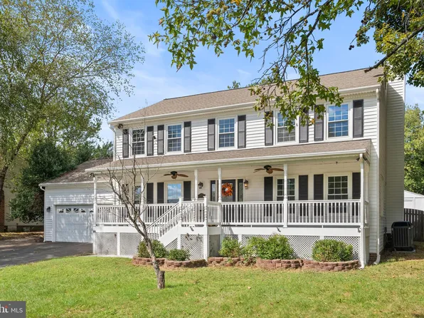 5107 Signal Corps Dr, Fredericksburg, VA 22408