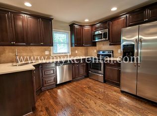 5329 Linden St, Roeland Park, KS 66205