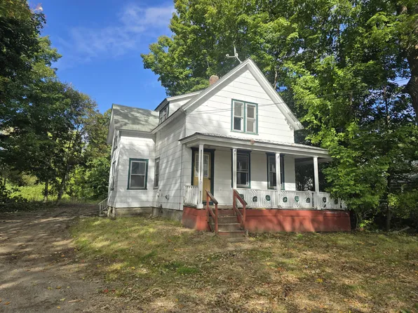 7 Lake Street, Oxford, ME 04270