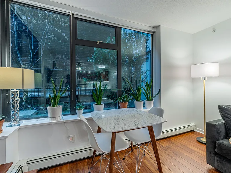 66 Cordova St W #206 — Photo 5