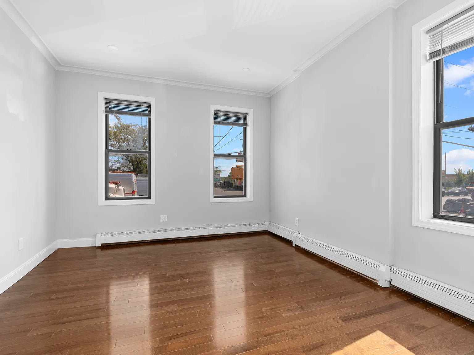 469 Vandervoort Avenue — Photo 4