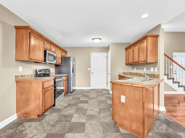 3656 Cindy Jo Dr S — Photo 6
