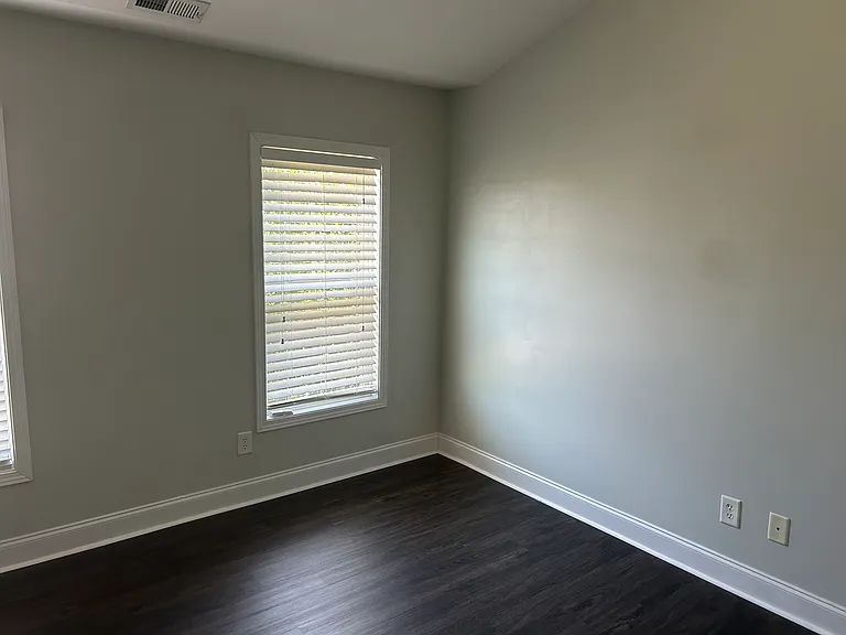 402 Strike Eagle Dr — Photo 11