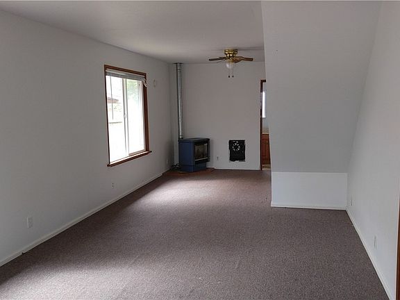 5th image of 1912 Bay Ave