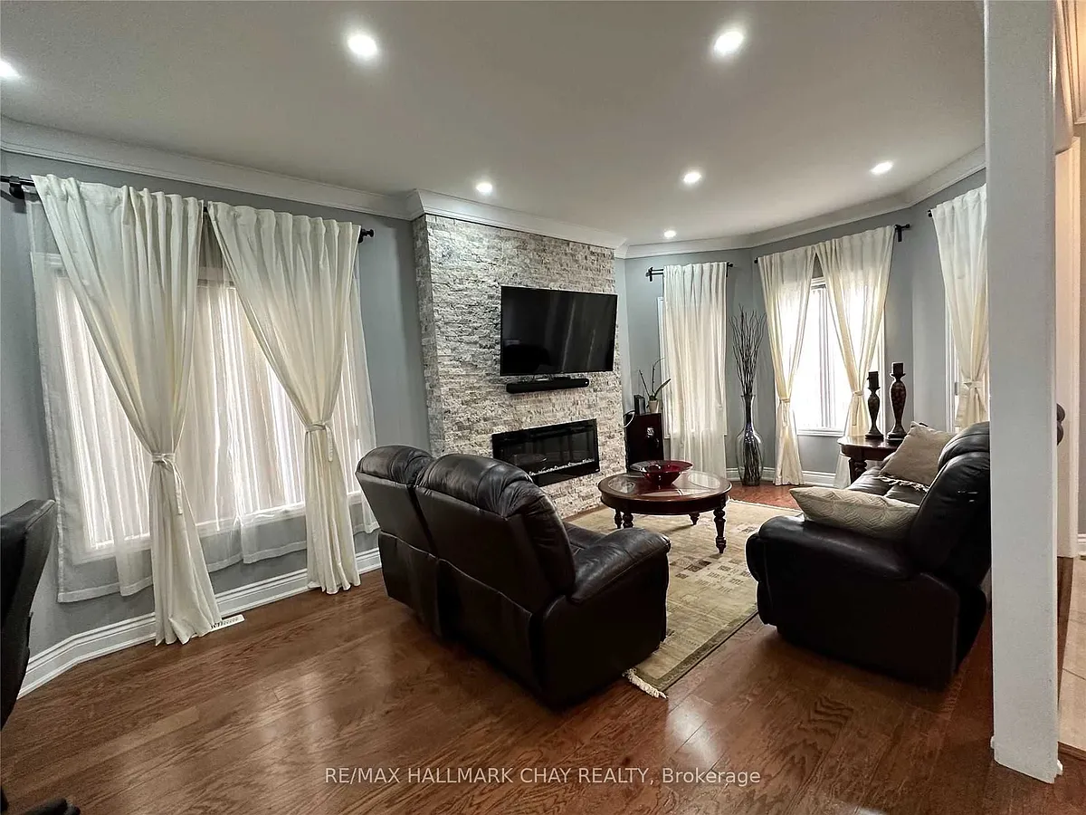 Building Photo - 55 Penvill Trl #UPPER