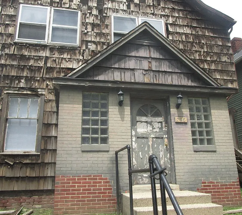 706 E. Jackson
