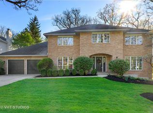 6591 Timbertrails Rd, Lisle, IL 60532