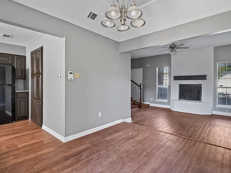 804 Custer St #1 — Photo 8