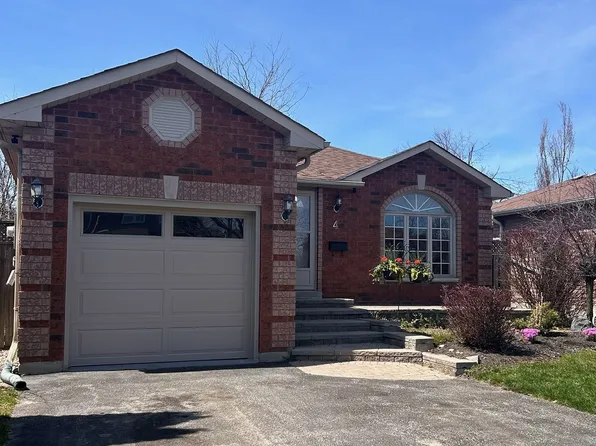 4 Irish Ln, Barrie, ON L4M 6H8