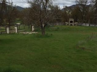 31727 Ruth Hill Rd, Squaw Valley, CA 93675