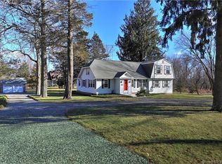 102 Porters Hill Rd, Trumbull, CT 06611