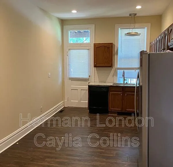 4500 S Grand Blvd #1F — Photo 13