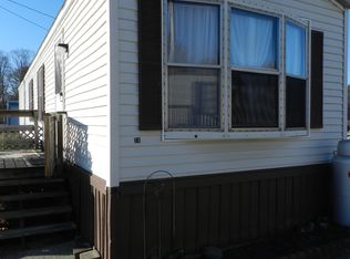 24 Oliveira Way, Portsmouth, RI 02871