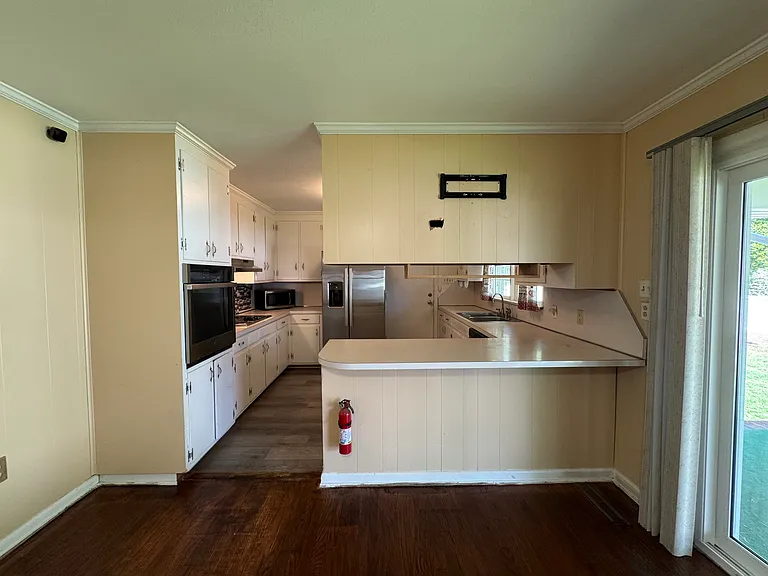 117 Southerland Dr — Photo 11