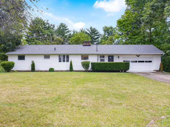 1325 Bella Vista Dr, Lexington, OH 44904