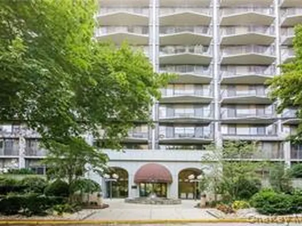 15 Stewart Pl APT 3D, White Plains, NY 10603