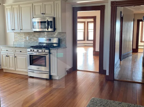 51 Mansfield St, Somerville, MA