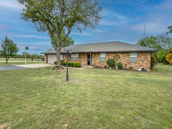 2202 S 72nd St, Duncan, OK 73533