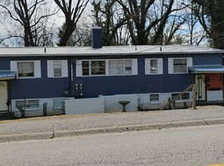 371 W Outer Dr, Oak Ridge, TN 37830