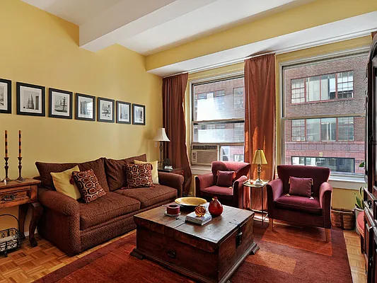 Sold by Sotheby's International Realty | media 10