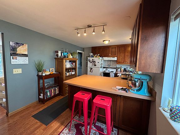 Kitchen with Eating Bar