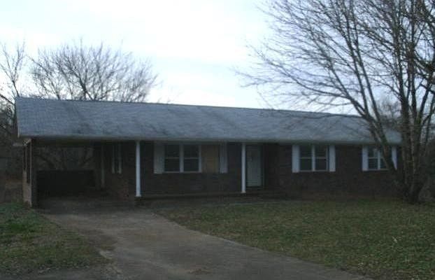 1st image of 212 Summit Rd