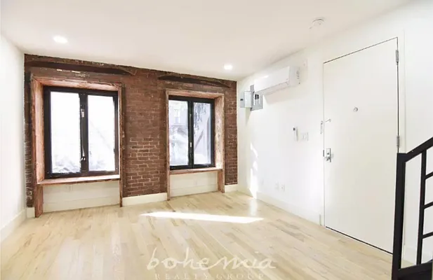 Rented by Bohemia Realty Group | media 10
