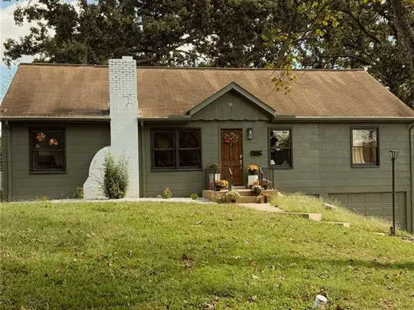 56 Rolla Gardens Dr, Rolla, MO 65401