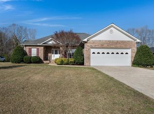 2558 Rolling Meadows Dr, Jasper, AL 35503