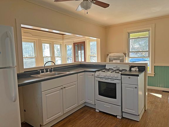 4th image of 63 Hyde Street