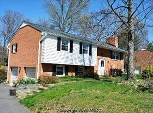 442 Ferry Rd, Fredericksburg, VA 22405