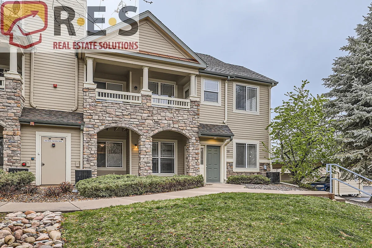 Building Photo - 8358 S Independence Cir #101