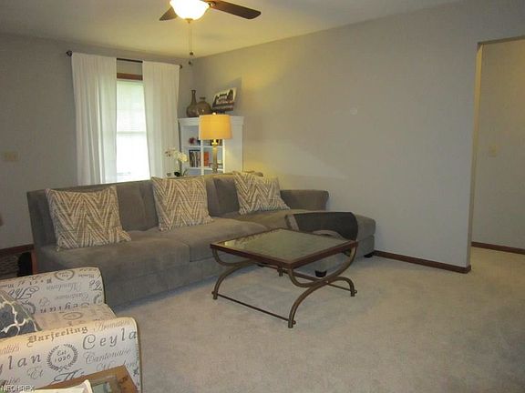 3rd image of 281 College Park Dr