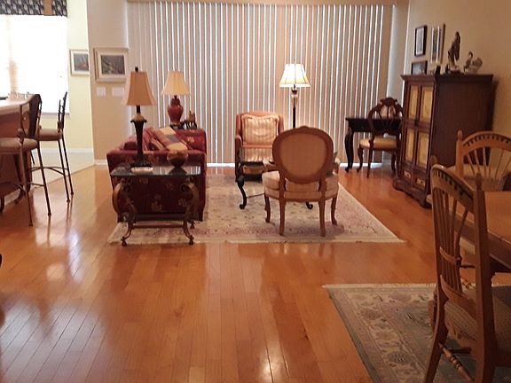 3rd image of 8061 Stirling Falls Cir