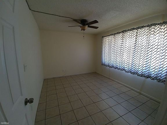 4th image of 2662 N 43rd Ave #10252921