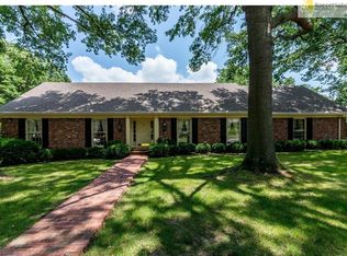 3309 S Shady Bend Dr, Independence, MO 64052